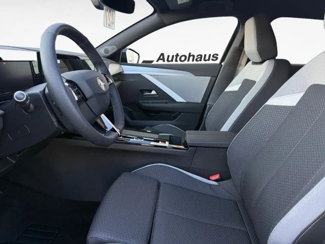 Opel Astra 1.2 Turbo Edition Turbo