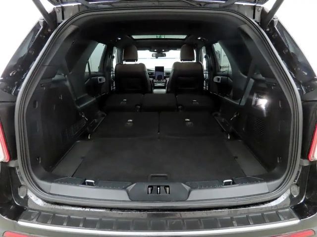 Ford Explorer Platinum Plug in Hybrid