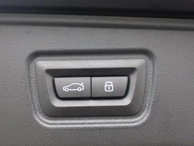 BMW M5 FROZEN DEEP GREY - BOWERS & WI