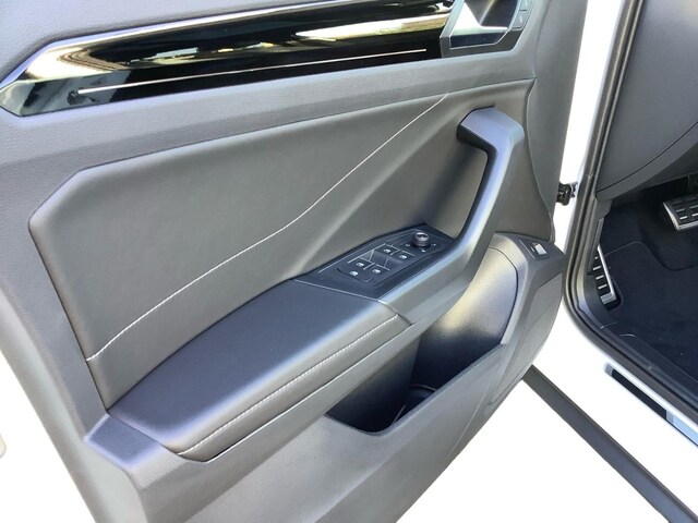 Volkswagen T-Roc 2.0 TSI DSG R-Line