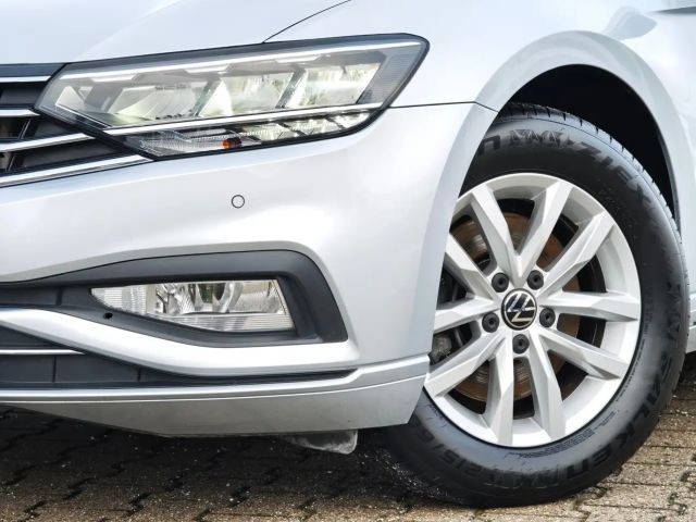 Volkswagen Passat 2.0 TDI Business DSG Variant