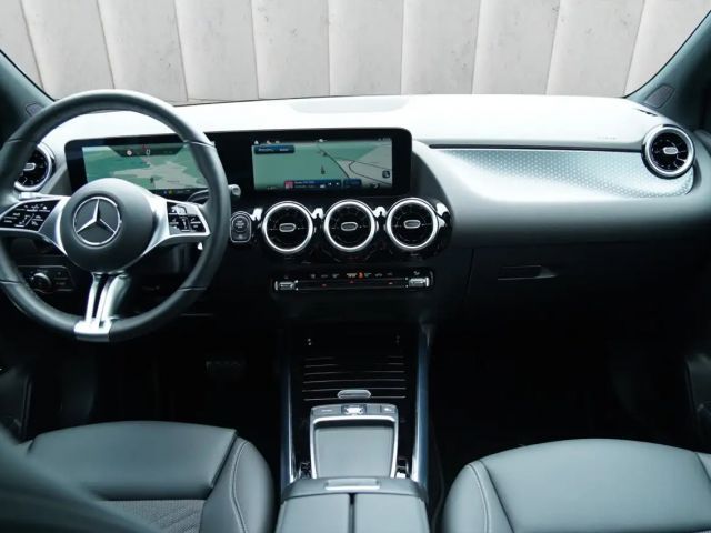 Mercedes-Benz B 200 Progressive