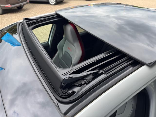 Volkswagen Golf 2.0 TSI DSG GTI Golf VIII