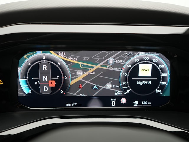 Volkswagen Multivan Lang T7