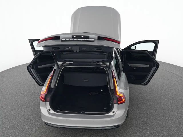 Volvo V90 AWD Dark Plus T6