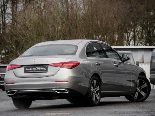Mercedes-Benz C 180 AVANTGARDE Sedan