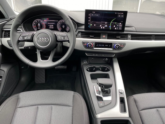 Audi A4 35 TFSI Avant S-Tronic