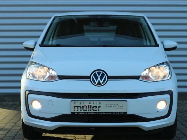 Volkswagen up! Active