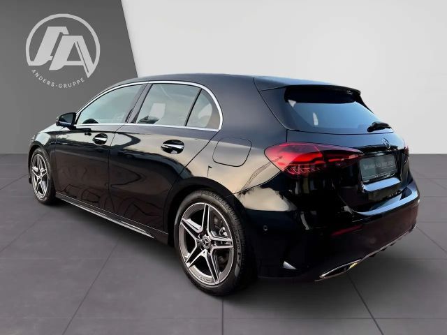 Mercedes-Benz A 220 A 220 d AMG Line