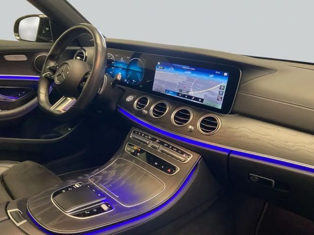 Mercedes-Benz E 300 E 300 e