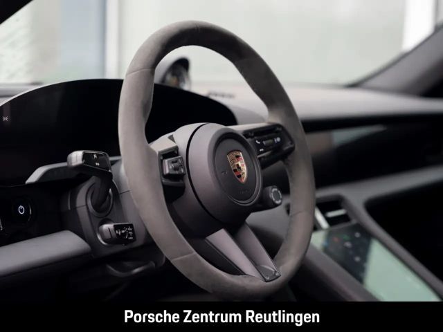 Porsche Taycan 4 Cross Turismo
