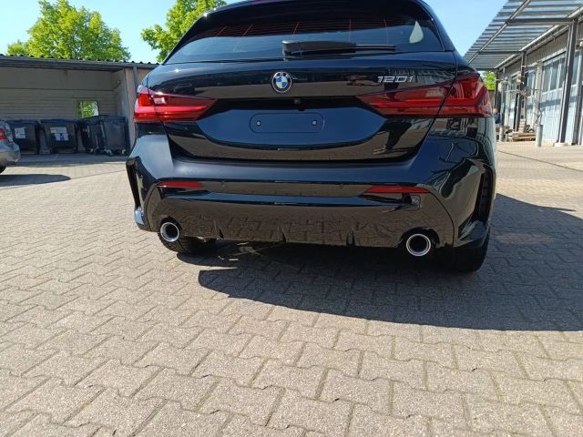 BMW 120 120i M-Sport Sedan