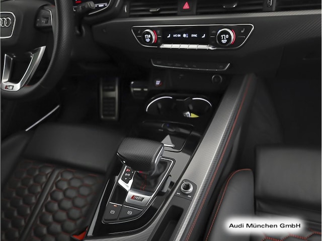 Audi RS4 Avant Quattro