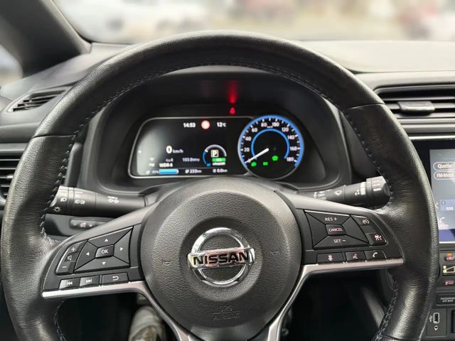 Nissan Leaf 40 kWh Acenta