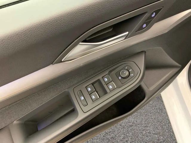 Volkswagen Golf 1.5 TSI Golf VIII Life