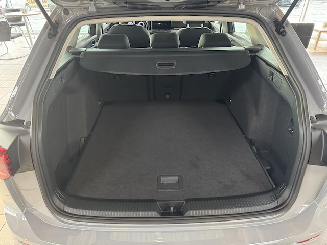 Volkswagen Golf 1.5 TSI Golf VIII Variant