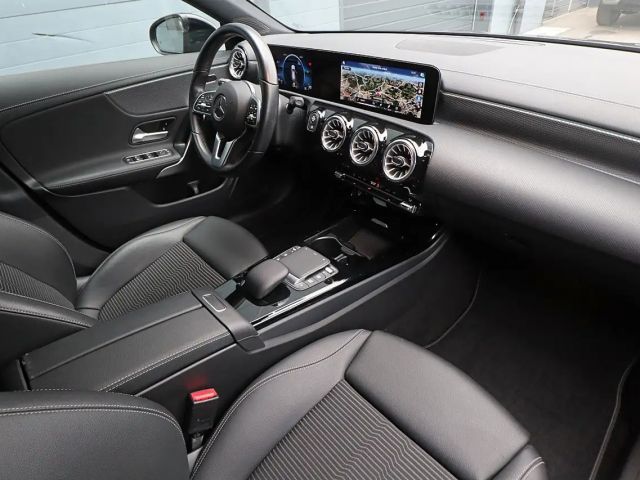 Mercedes-Benz CLA 220 CLA 220 d Shooting Brake