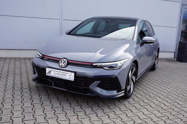 Volkswagen Golf 2.0 TSI DSG