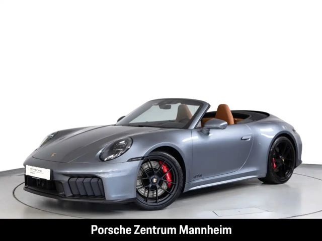 Porsche 992 Cabrio Carrera GTS