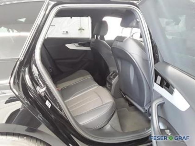 Audi A4 40 TFSI Avant Quattro S-Line S-Tronic