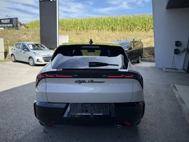 Alfa Romeo Junior Ibrida