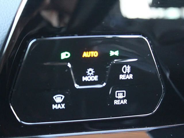 Volkswagen Golf DSG Life Variant