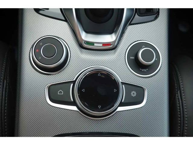 Alfa Romeo Stelvio AT8 JTDm Q4 Veloce