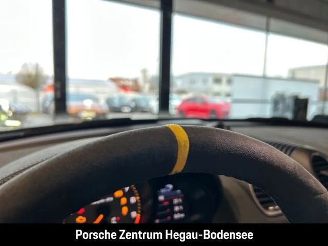 Porsche Cayman 718 RS