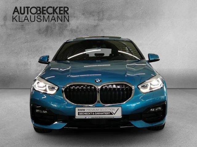 BMW 118 118i Sedan Sport Line