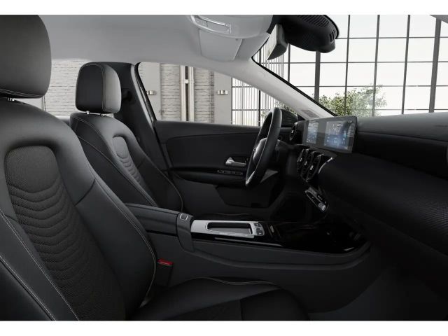 Mercedes-Benz A 180 A 180 d