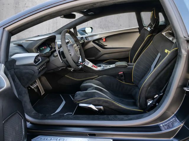Lamborghini Huracan n STO Nero Noctis Semilucido