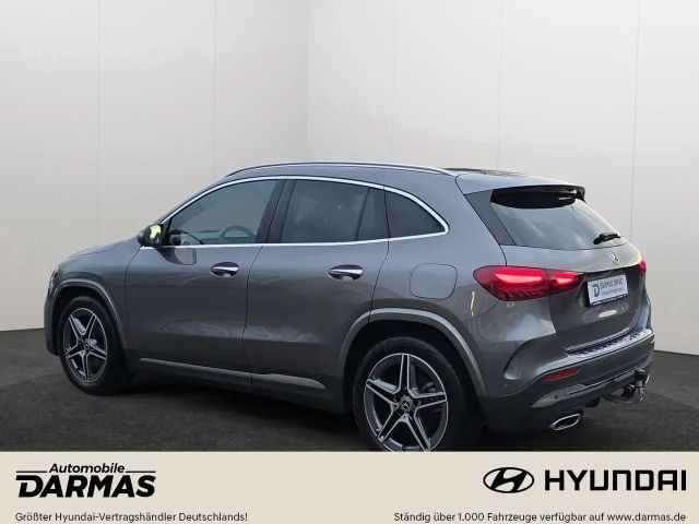 Mercedes-Benz GLA 200 AMG Line