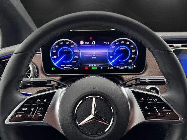 Mercedes-Benz EQE 350 Sedan