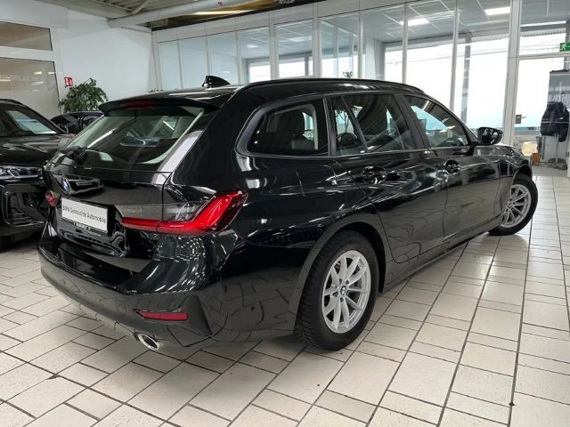 BMW 320 320d Touring