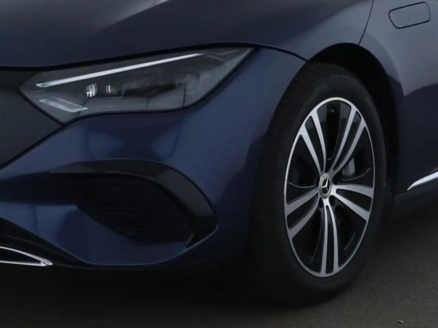 Mercedes-Benz EQE 300 Sedan