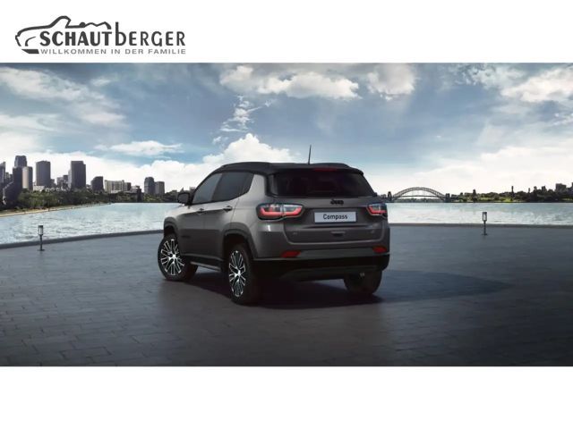 Jeep Compass Hybrid Summit