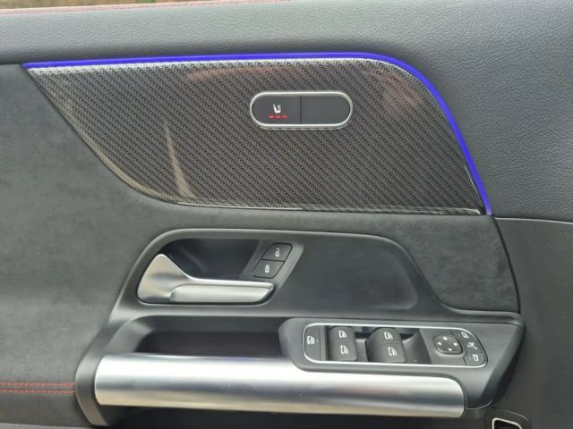 Mercedes-Benz GLA 200 AMG Line GLA 200 d