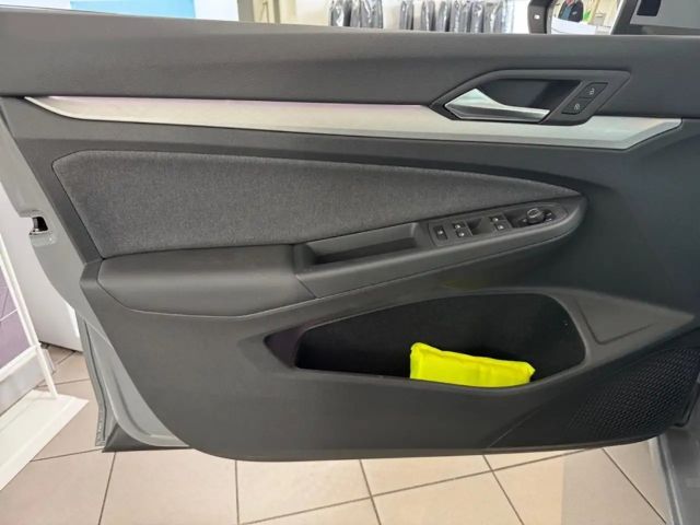 Volkswagen Golf 1.5 TSI Golf VIII Life