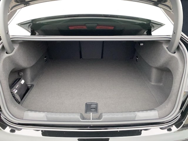 Audi RS3 Quattro S-Tronic Sedan