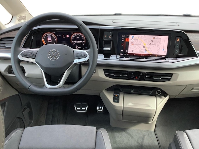 Volkswagen Multivan 2.0 TDI DSG Style T7