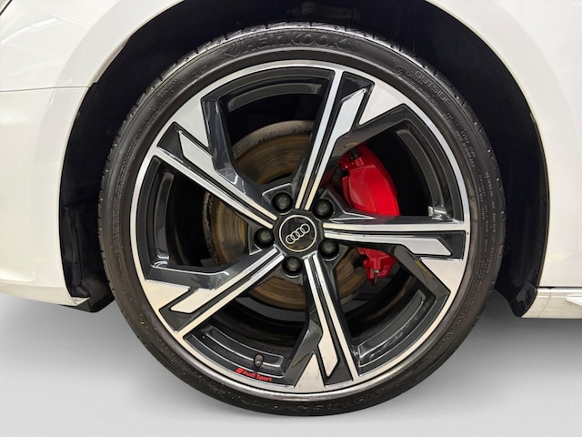 Audi A4 40 TFSI Avant Quattro S-Line S-Tronic