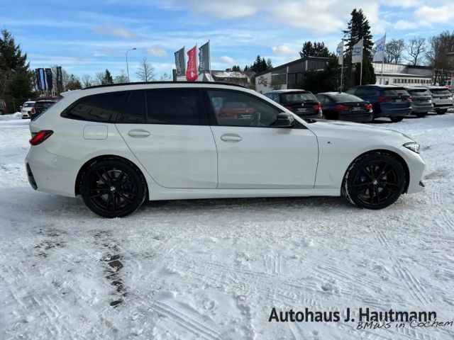 BMW 320 320d M-Sport Touring xDrive