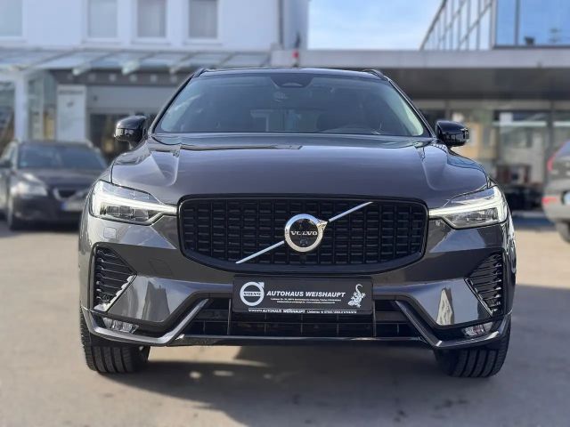 Volvo XC60 AWD Dark Plus