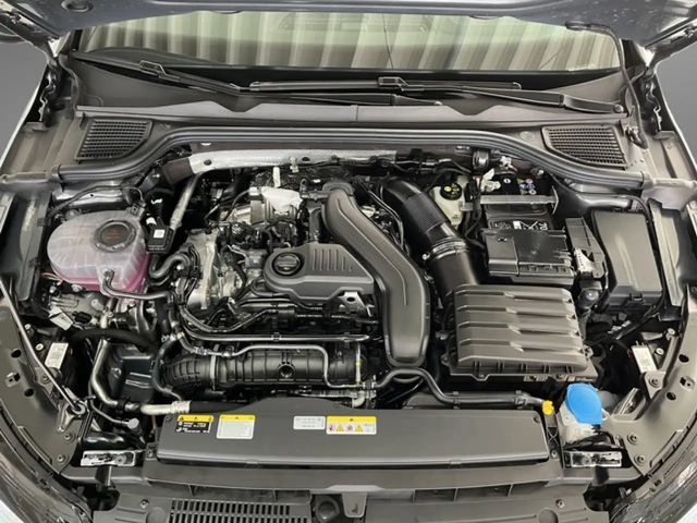 Volkswagen Golf 1.5 eTSI DSG Golf VIII Style