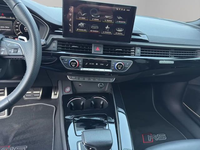 Audi RS4 Avant Quattro