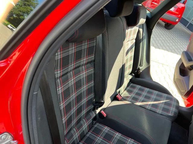 Volkswagen Polo 2.0 TSI DSG GTI