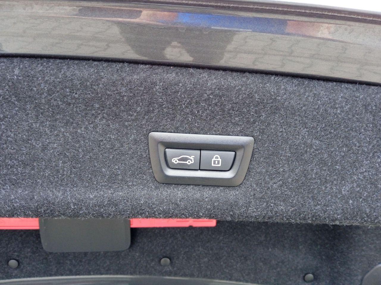 BMW 318 318i Coupé Gran Coupé Sedan