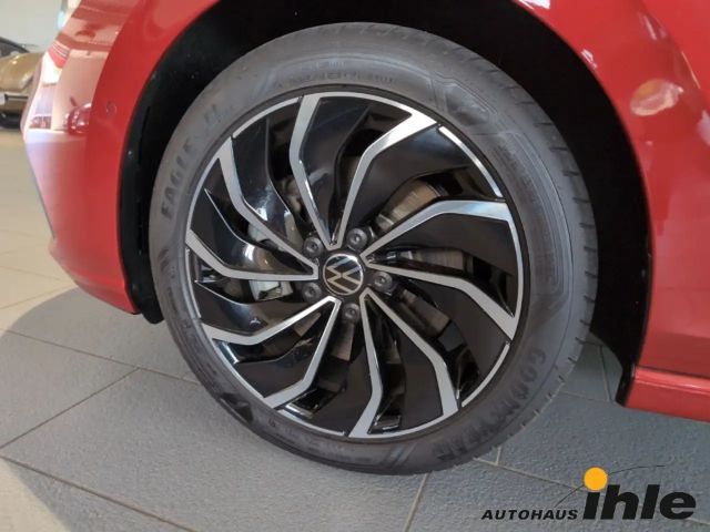 Volkswagen Golf DSG Golf VIII IQ.Drive Style