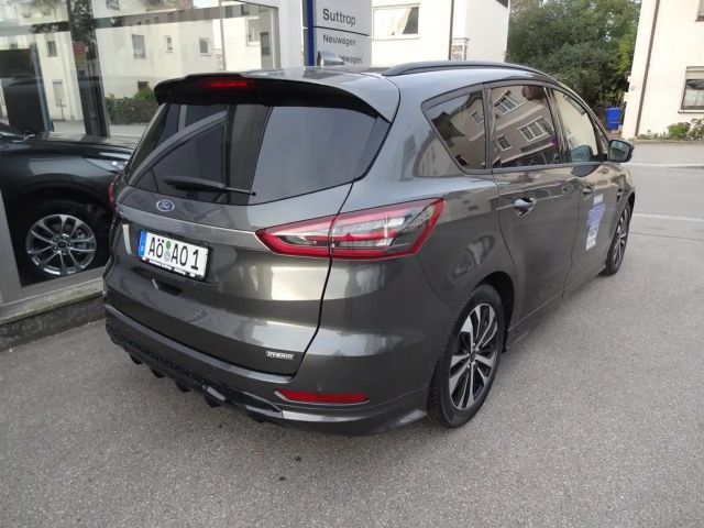 Ford S-Max ST Line