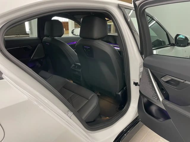 BMW 520 520d M-Sport Sedan